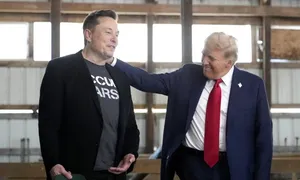 Đối thủ đứng ngồi không yên trước sự trỗi dậy của Elon Musk Đối thủ đứng ngồi không yên trước sự trỗi dậy của Elon Musk