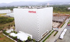 Viettel lãi kỷ lục gần 2 tỷ USD Viettel lãi kỷ lục gần 2 tỷ USD