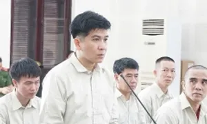Đường dây in lậu hơn 1,6 triệu sách giáo khoa giả ở Đà Nẵng Đường dây in lậu hơn 1,6 triệu sách giáo khoa giả ở Đà Nẵng