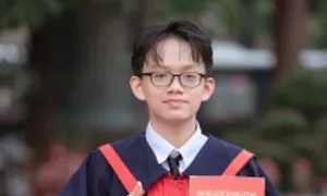 Thủ khoa lớp 10 đỗ ba chuyên Toán, Hóa, Văn Thủ khoa lớp 10 đỗ ba chuyên Toán, Hóa, Văn
