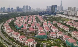 Nhà liền thổ TP HCM khó bán vì hàng cũ giá cao Nhà liền thổ TP HCM khó bán vì hàng cũ giá cao