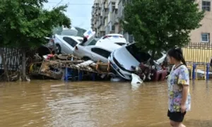 Trận lũ 'tử thần' nhấn chìm ngoại ô Bắc Kinh