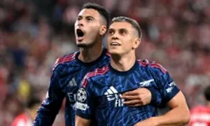 'Siêu dự bị' giúp Arsenal thắng trận ra quân Champions League
